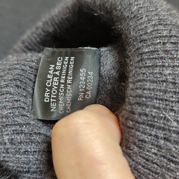 Lord & Taylor 100% Cashmere Red Gray Classic Turtleneck Sweater S - Picture 9 of 10